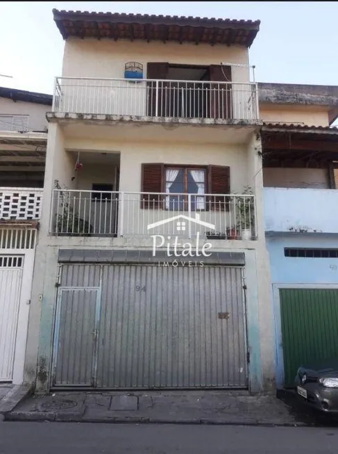 Foto 1 de Sobrado com 4 Quartos à venda, 177m² em Vila Dirce, Carapicuíba