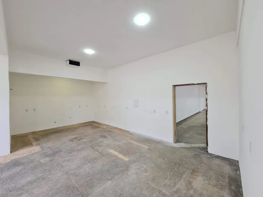 Foto 1 de Sala Comercial para alugar, 18m² em Vila Redenção, Goiânia