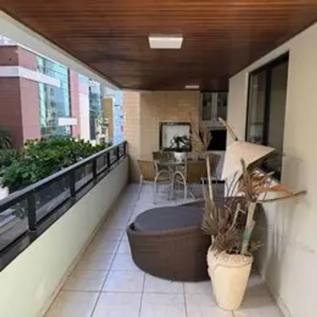 Foto 1 de Apartamento com 3 Quartos para alugar, 200m² em Barra Sul, Balneário Camboriú