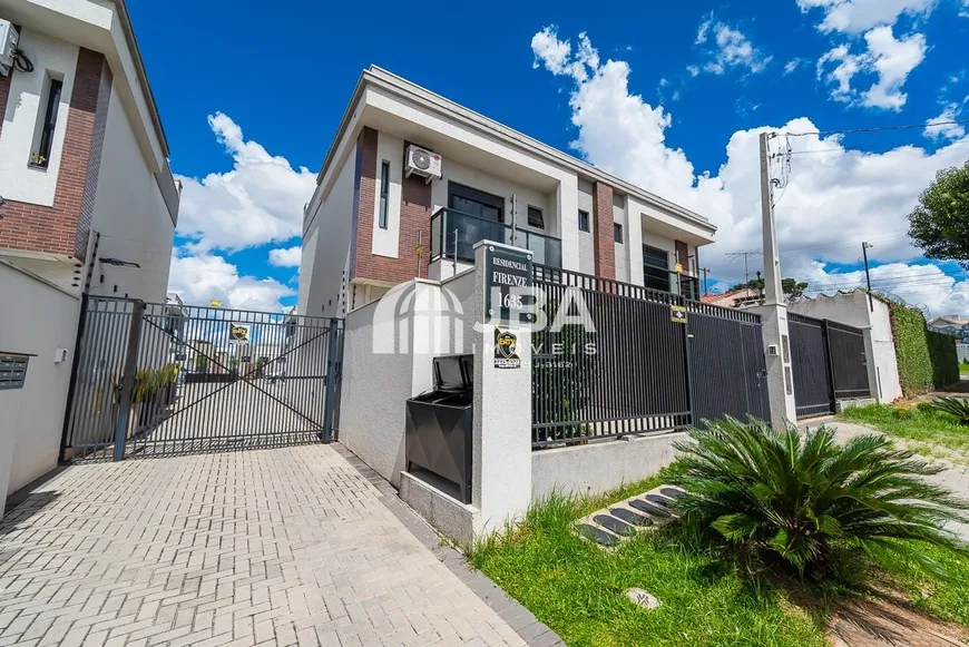 Foto 1 de Sobrado com 3 Quartos à venda, 175m² em Boqueirão, Curitiba