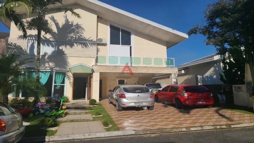 Foto 1 de Casa de Condomínio com 4 Quartos para venda ou aluguel, 380m² em Jardim Altos de Santana II, Jacareí