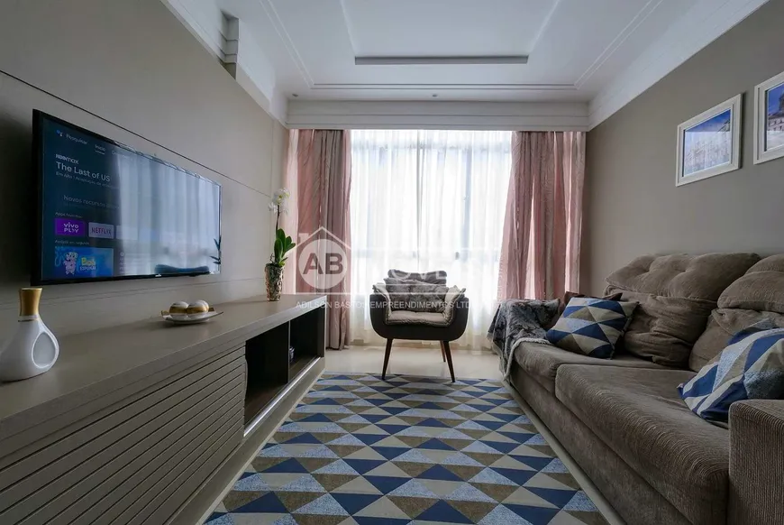 Foto 1 de Apartamento com 2 Quartos à venda, 100m² em Embaré, Santos