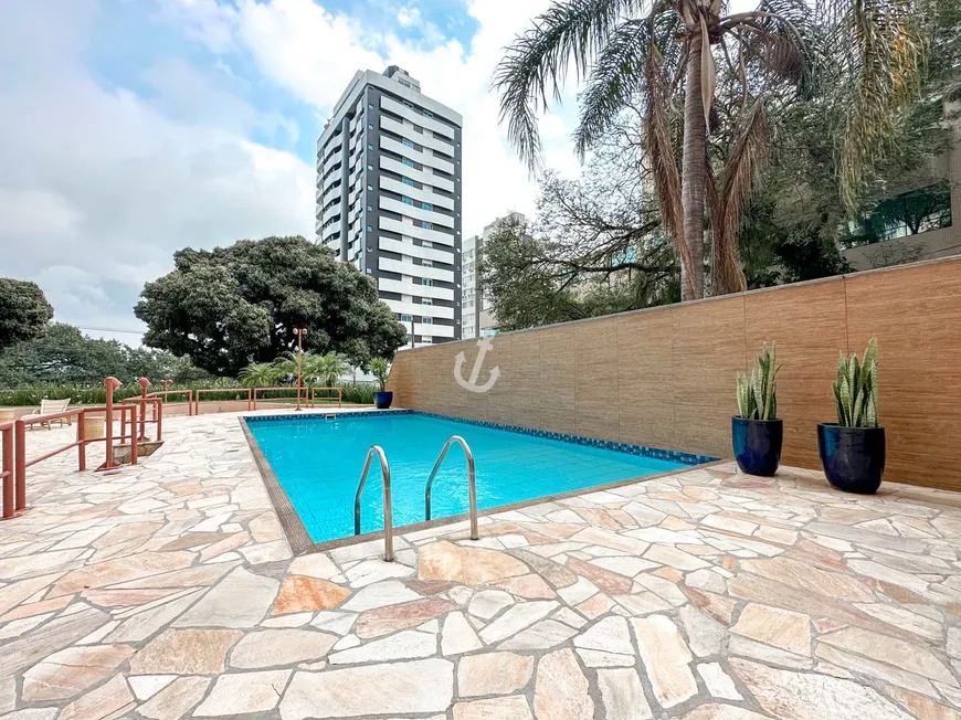 Foto 1 de Apartamento com 4 Quartos à venda, 265m² em Agronômica, Florianópolis
