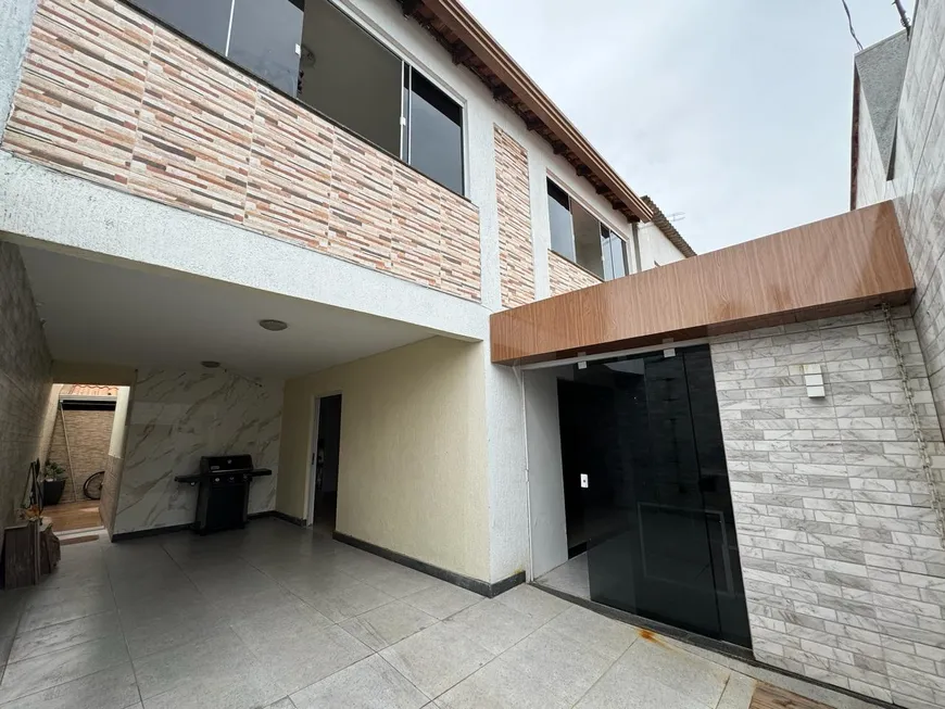 Foto 1 de Casa com 3 Quartos à venda, 230m² em Setor Oeste, Brasília