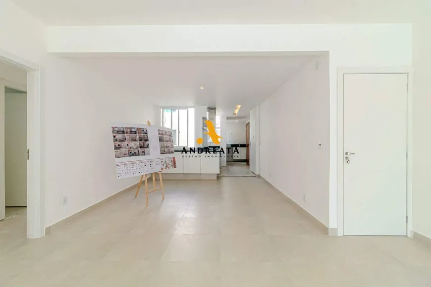 Foto 1 de Apartamento com 3 Quartos à venda, 135m² em Copacabana, Rio de Janeiro