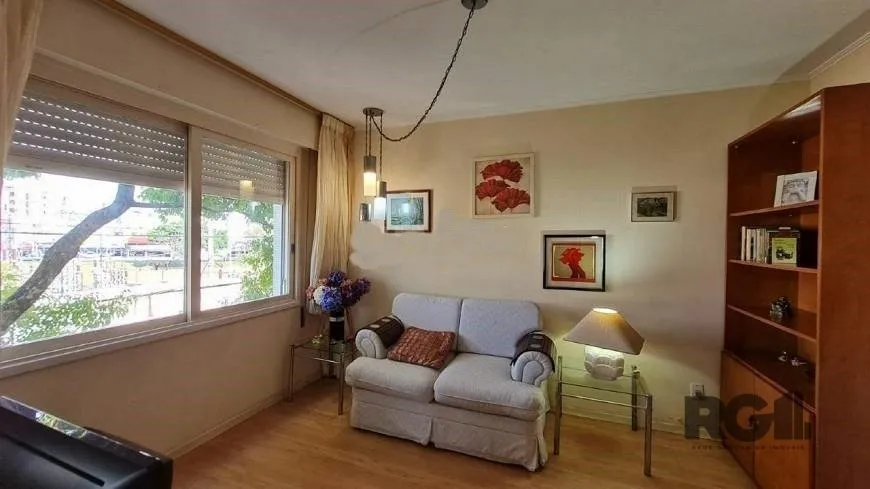 Foto 1 de Apartamento com 1 Quarto à venda, 37m² em Petrópolis, Porto Alegre
