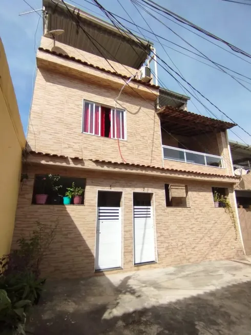 Foto 1 de Casa com 3 Quartos à venda, 109m² em Éden, São João de Meriti