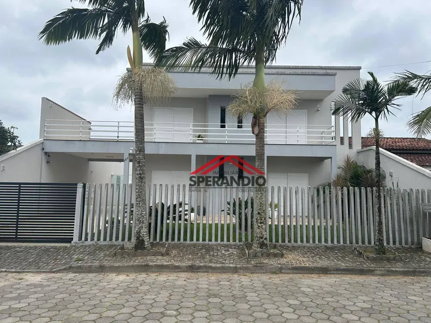 Foto 1 de Sobrado com 4 Quartos à venda, 238m² em Itapema do Norte, Itapoá