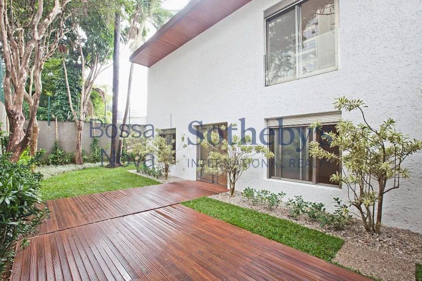 Foto 1 de Casa com 3 Quartos à venda, 417m² em Jardim Paulistano, São Paulo
