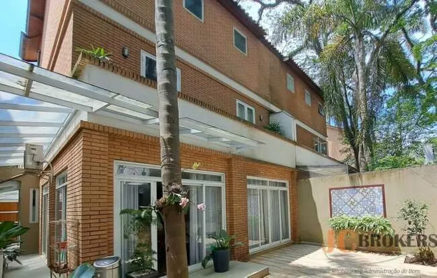 Foto 1 de Casa de Condomínio com 4 Quartos à venda, 335m² em Alto Da Boa Vista, São Paulo