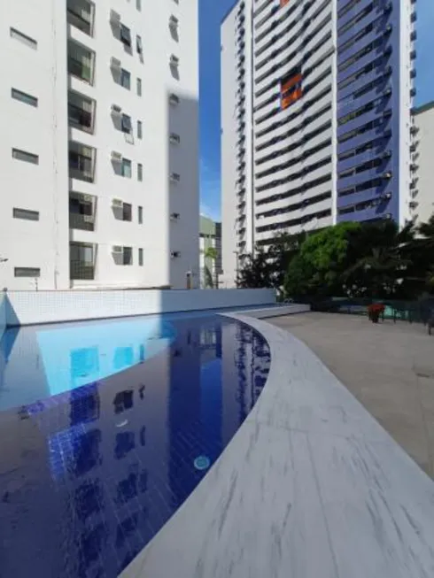 Foto 1 de Apartamento com 1 Quarto à venda, 28m² em Boa Viagem, Recife