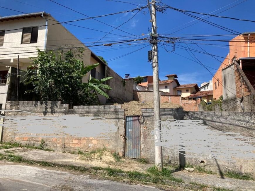 Foto 1 de Lote/Terreno à venda, 413m² em Heliópolis, Belo Horizonte