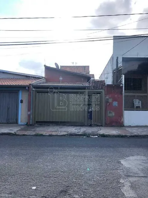 Foto 1 de Casa com 3 Quartos à venda, 158m² em Jardim Roberto Selmi Dei, Araraquara