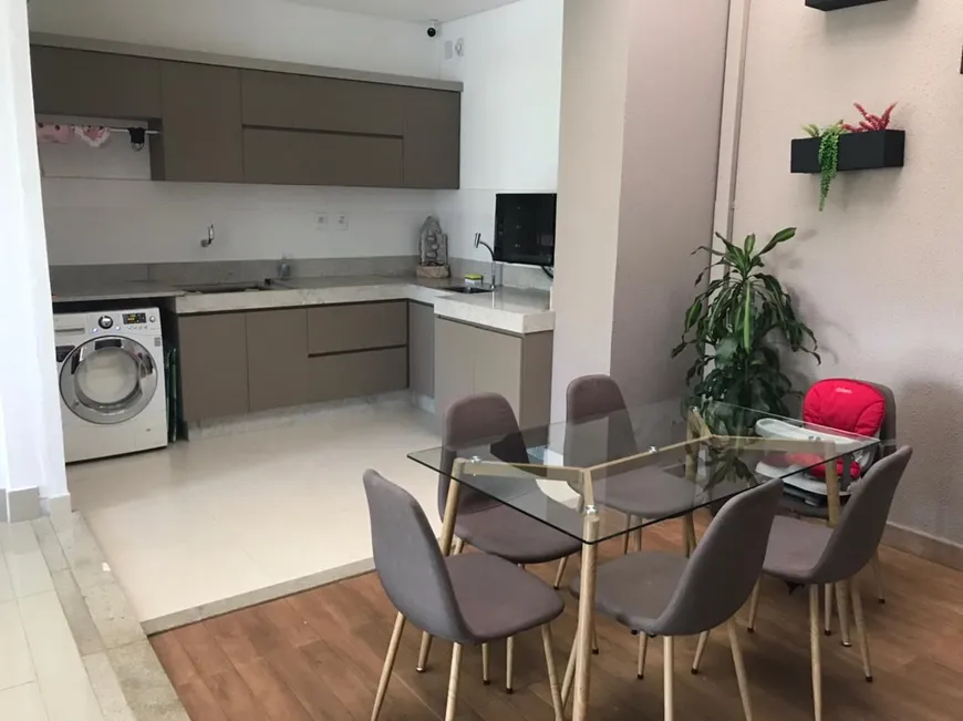 Foto 1 de Casa com 3 Quartos à venda, 96m² em Vigilato Pereira, Uberlândia