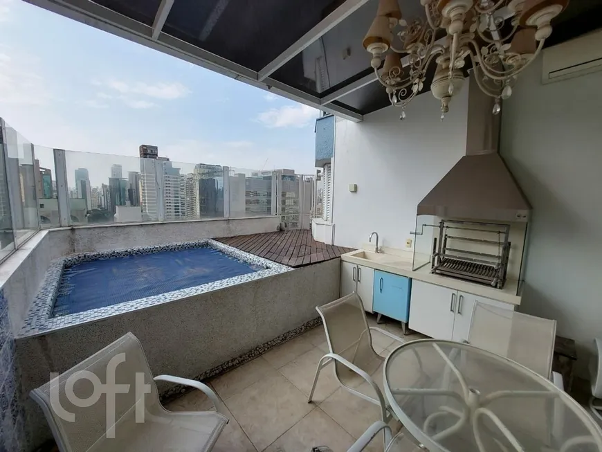 Foto 1 de Apartamento com 3 Quartos à venda, 250m² em Itaim Bibi, São Paulo