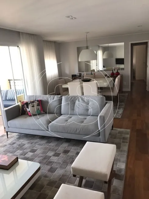 Foto 1 de Apartamento com 3 Quartos para alugar, 137m² em Moema, São Paulo