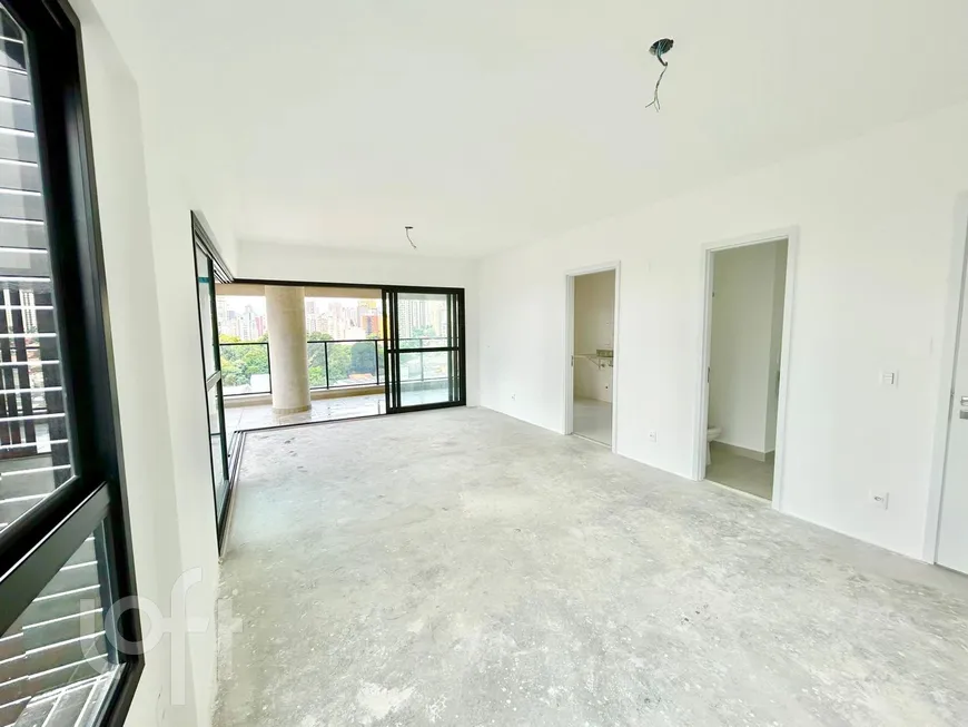 Foto 1 de Apartamento com 3 Quartos à venda, 136m² em Barra Funda, São Paulo