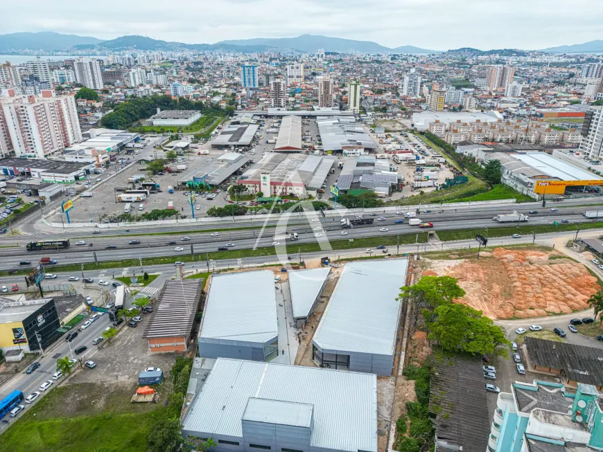 Foto 1 de Ponto Comercial para alugar, 180m² em Nossa Senhora do Rosário, São José