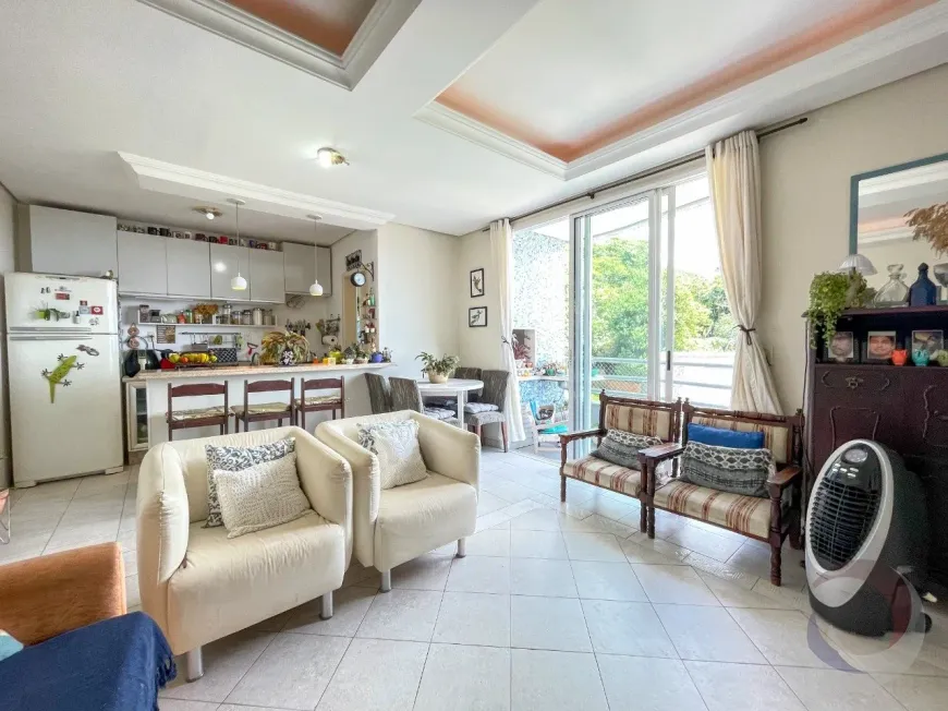Foto 1 de Apartamento com 3 Quartos à venda, 98m² em Jurerê, Florianópolis