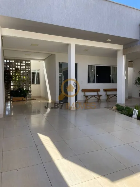 Foto 1 de Casa com 3 Quartos à venda, 130m² em Jardim Mariliza, Goiânia