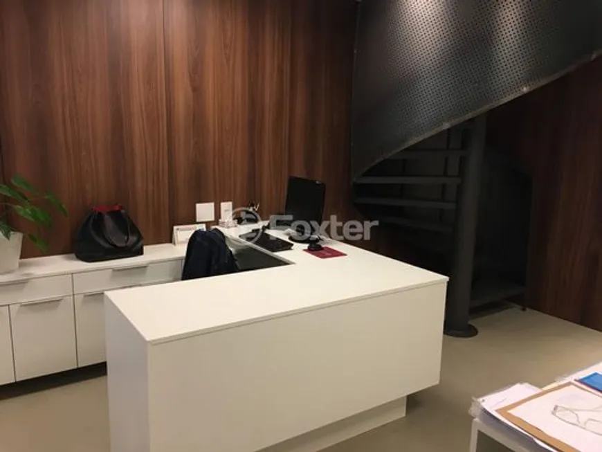 Foto 1 de Sala Comercial à venda, 148m² em Floresta, Porto Alegre