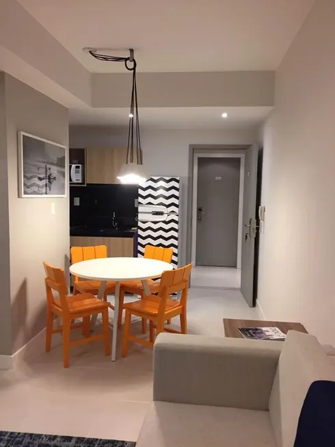 Foto 1 de Flat com 1 Quarto para venda ou aluguel, 35m² em Jacarepaguá, Rio de Janeiro