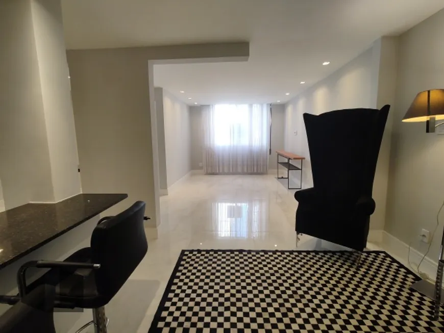 Foto 1 de Apartamento com 3 Quartos à venda, 116m² em Copacabana, Rio de Janeiro