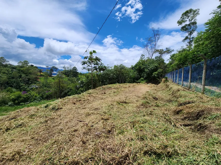 Foto 1 de Fazenda/Sítio à venda, 2000m² em Souza, Monteiro Lobato