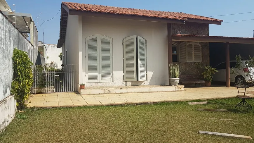 Foto 1 de Casa com 3 Quartos à venda, 176m² em Vila Melo, Mogi Mirim