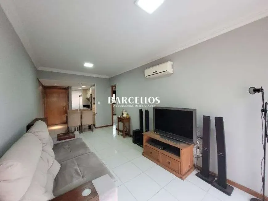 Foto 1 de Apartamento com 2 Quartos à venda, 74m² em Santana, Porto Alegre