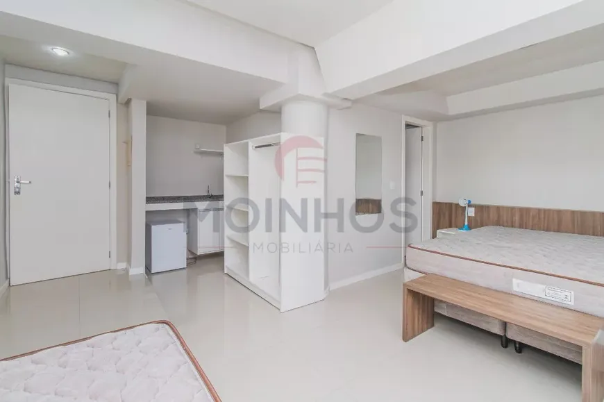 Foto 1 de Flat com 1 Quarto à venda, 28m² em Centro Histórico, Porto Alegre