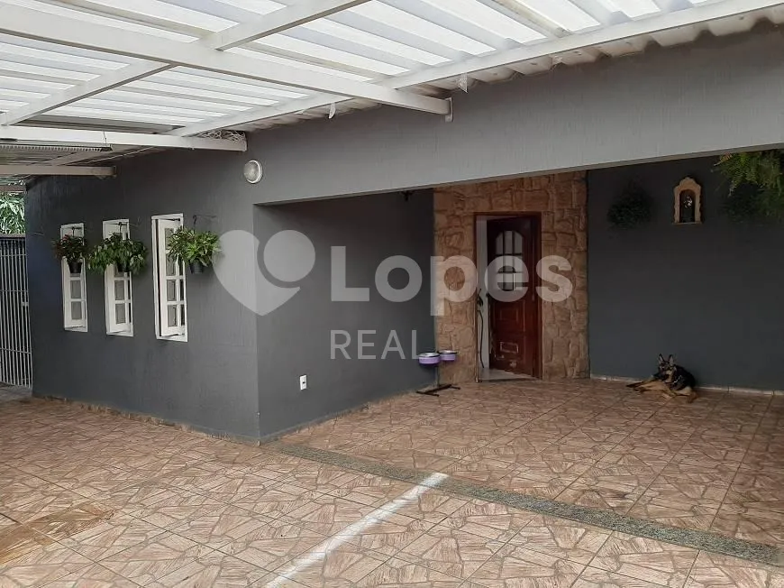 Foto 1 de Casa com 4 Quartos à venda, 145m² em Parque Santa Bárbara, Campinas