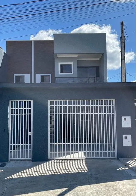 Foto 1 de Sobrado com 3 Quartos à venda, 120m² em Contorno, Ponta Grossa