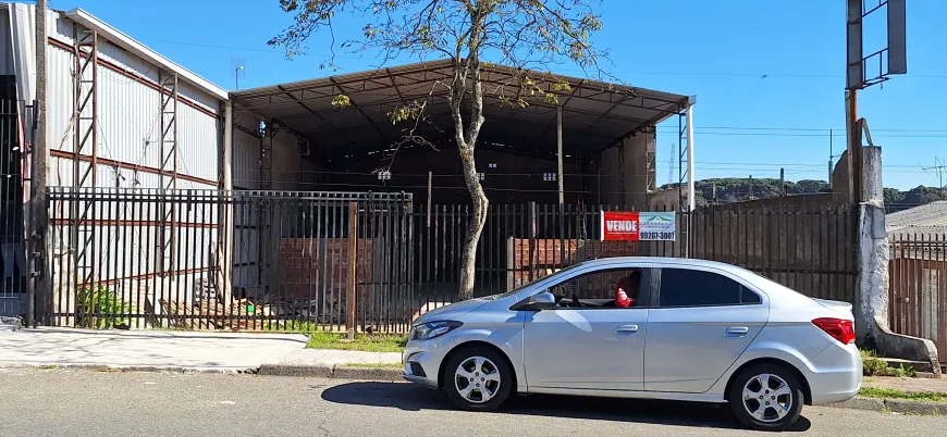 Foto 1 de Galpão/Depósito/Armazém à venda, 300m² em Pinheirinho, Curitiba