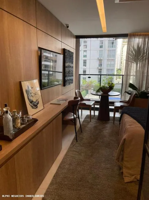 Foto 1 de Apartamento com 1 Quarto à venda, 32m² em Itaim Bibi, São Paulo