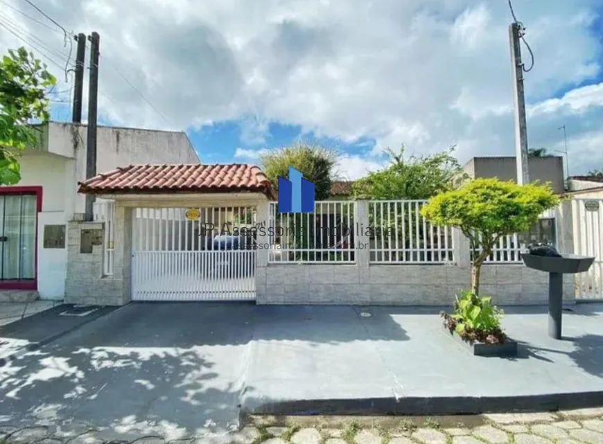 Foto 1 de Casa com 4 Quartos à venda, 270m² em Centro, Matinhos