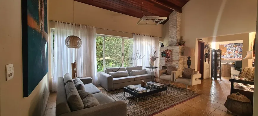 Foto 1 de Casa com 4 Quartos à venda, 400m² em Canto das Águas, Rio Acima