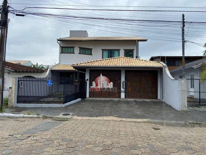 Foto 1 de Casa com 4 Quartos à venda, 231m² em Sao Joao, Itajaí