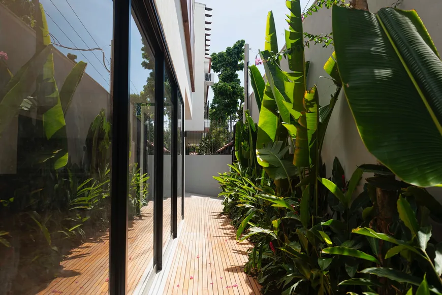 Foto 1 de Casa com 4 Quartos à venda, 400m² em Jardim Botânico, Rio de Janeiro