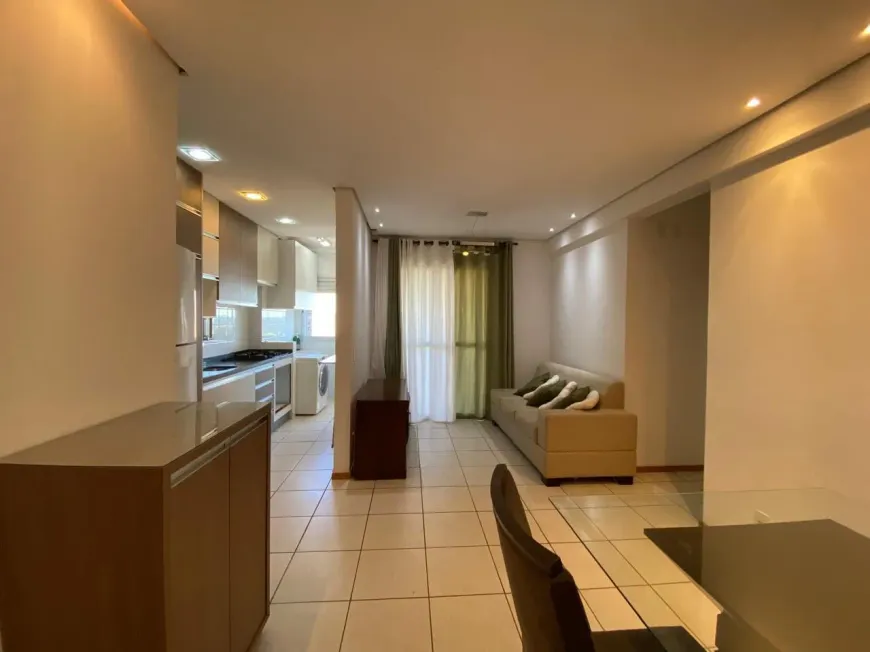 Foto 1 de Apartamento com 3 Quartos à venda, 70m² em Aurora, Londrina