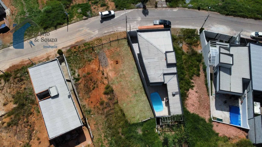 Foto 1 de Lote/Terreno à venda, 206m² em Centro, Bom Jesus dos Perdões