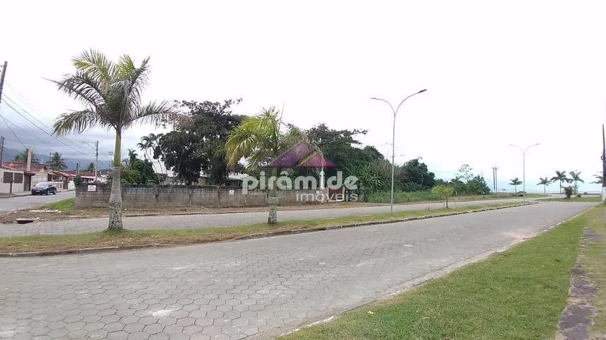 Foto 1 de Lote/Terreno à venda, 946m² em Praia Das Palmeiras, Caraguatatuba