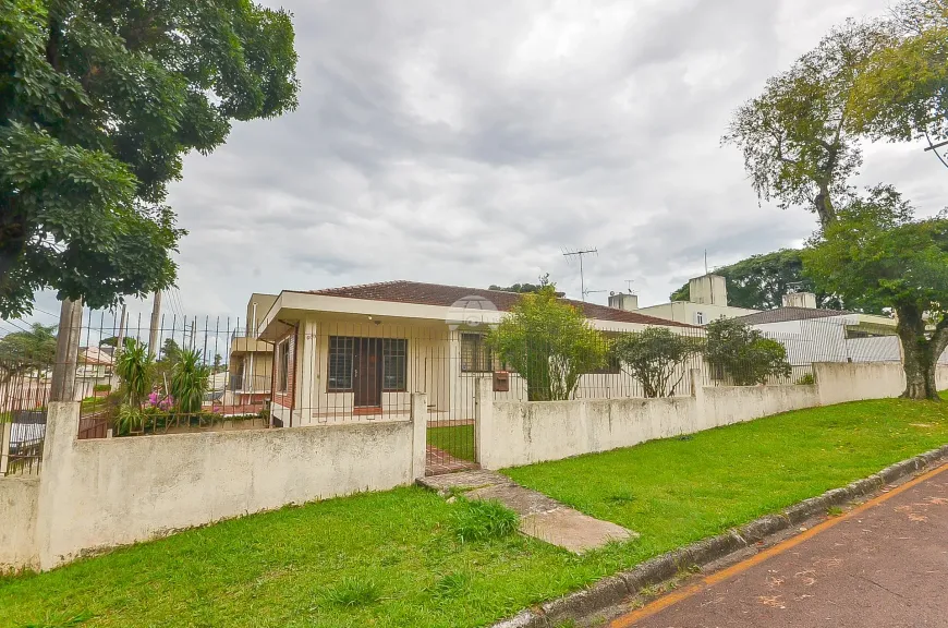 Foto 1 de Casa com 4 Quartos à venda, 206m² em Santa Quitéria, Curitiba