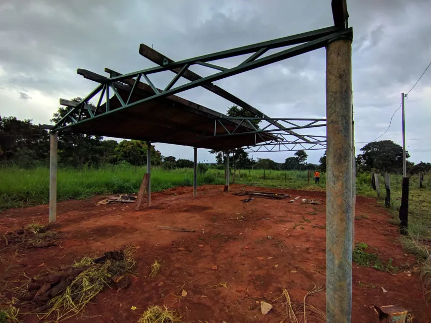 Foto 1 de Fazenda/Sítio à venda, 800m² em Setor Central, Campinaçu