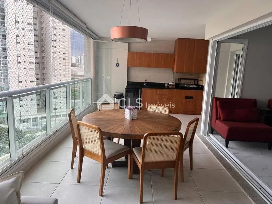 Foto 1 de Apartamento com 3 Quartos à venda, 241m² em Jardim das Perdizes, São Paulo