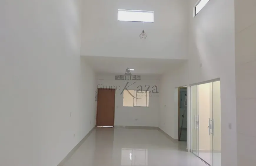 Foto 1 de Casa de Condomínio com 2 Quartos para alugar, 136m² em Portal dos Passaros, São José dos Campos