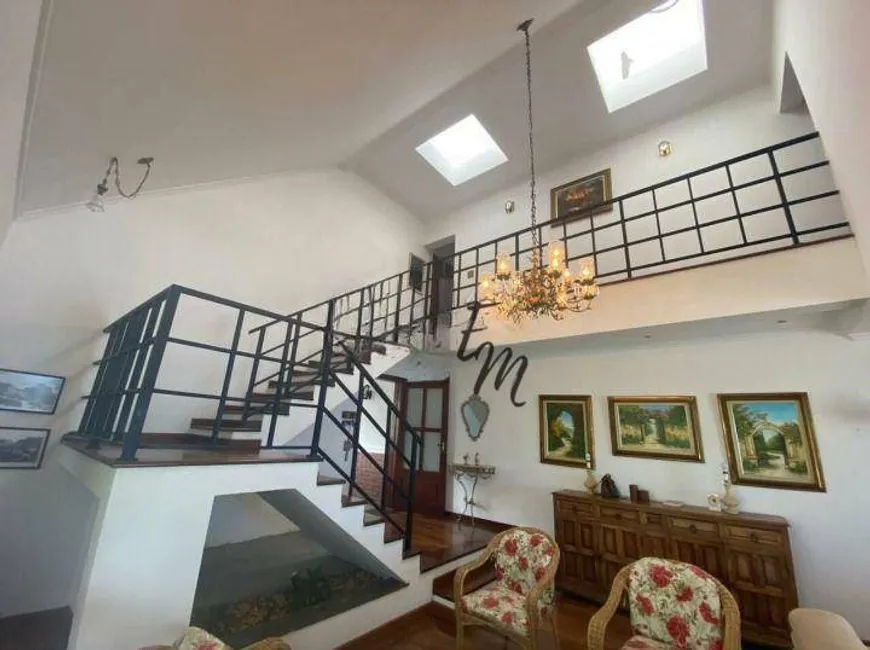 Foto 1 de Casa de Condomínio com 4 Quartos à venda, 340m² em Alphaville, Santana de Parnaíba