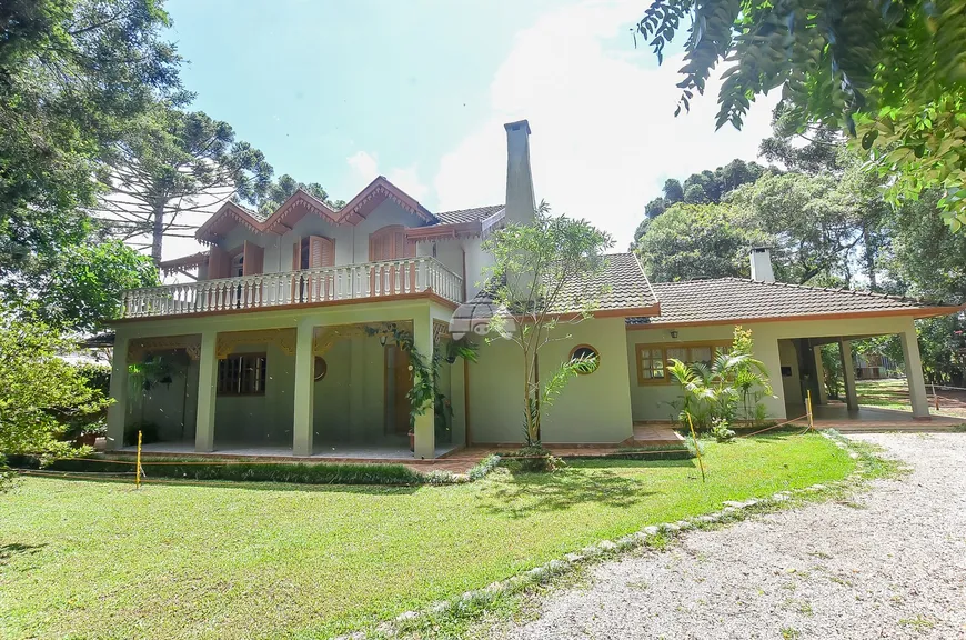 Foto 1 de Fazenda/Sítio com 4 Quartos à venda, 300m² em Guarituba, Piraquara