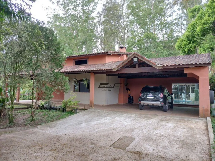 Foto 1 de Fazenda/Sítio com 3 Quartos à venda, 243m² em Quarta Divisão, Ribeirão Pires