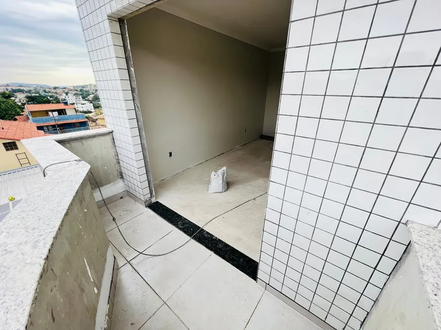 Foto 1 de Apartamento com 2 Quartos à venda, 60m² em Piratininga Venda Nova, Belo Horizonte